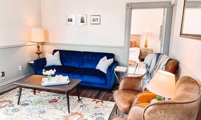 Bayfield Apartment | Exceptional South Shore Condo @ Bayfield Guest House