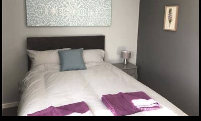 Billingham Apartment | Family-Friendly Retreat at South View Hotel