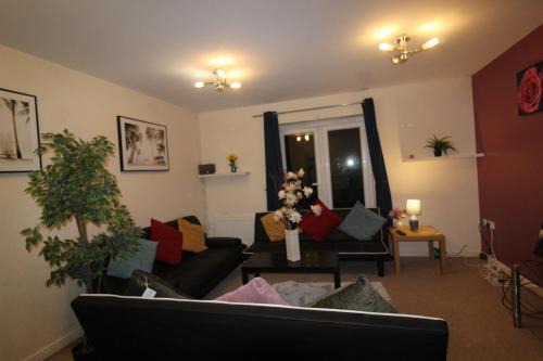 Ault Hucknall House | Southdown House Doe Lea by Smart Corporate Stays