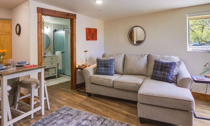 Cortez Apartment | Pet-Friendly Getaway: 10 Mi to Mesa Verde with Spa
