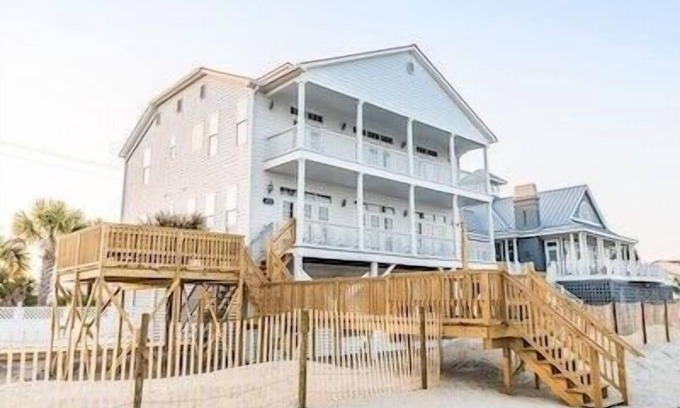 Murrells Inlet House | Southern Elegance - Oceanfront in Garden City Beach