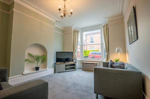 Pontrilas House | Southfield City Home