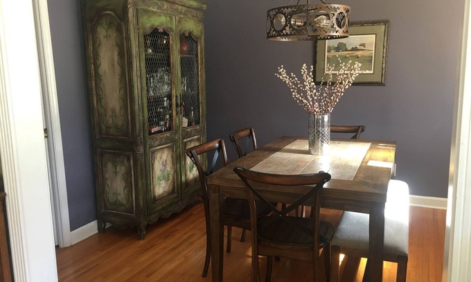 Charlotte House | Inviting Southpark Ranch: Ideal for Families & Pets