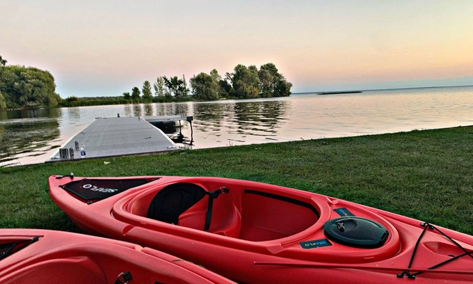 Brock Cottage | Scenic Southside Lakehouse with Oceanfront Views & Spa