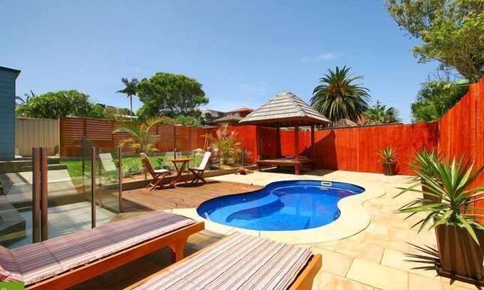 Bulli House | Experience Southview: Boutique Guest House with Spa & Pool