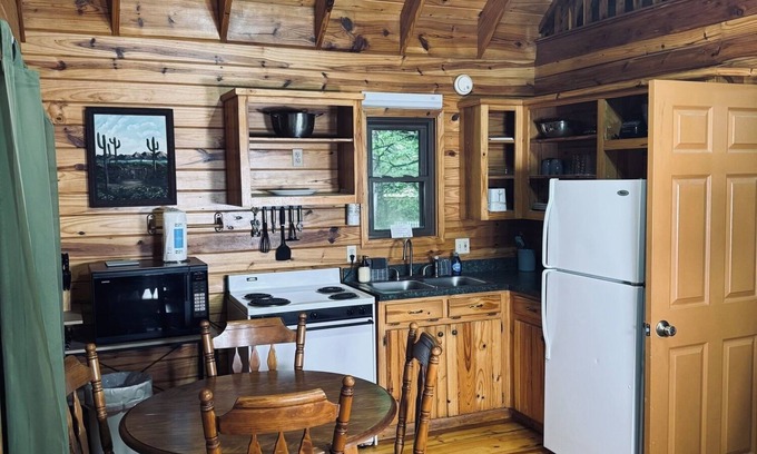 Oden Cabin | Experience Southwest Cabin 5: Ideal for Family Retreats