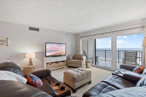 New Smyrna Beach House | Experience Oceanfront Bliss at Southwind 304 Hotel