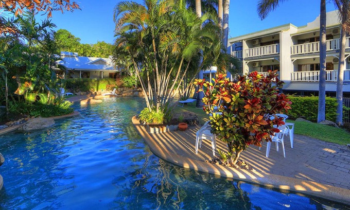 Cooktown Hotel | Eco-Friendly Sovereign Resort Hotel with Pool & Restaurant