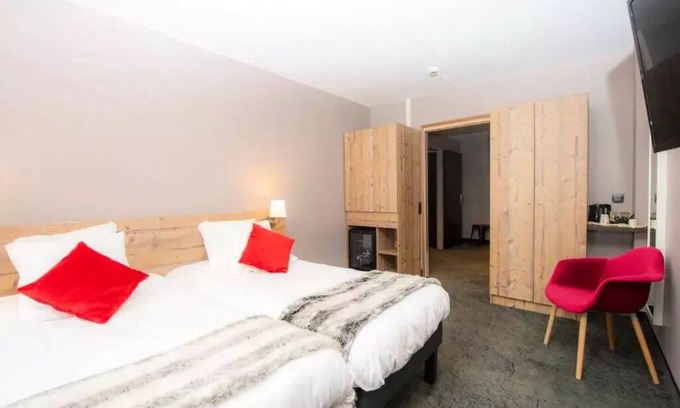 Valfrejus Apartment | Unforgettable Stay at SOWELL Family Valfréjus - Spa & Breakfast