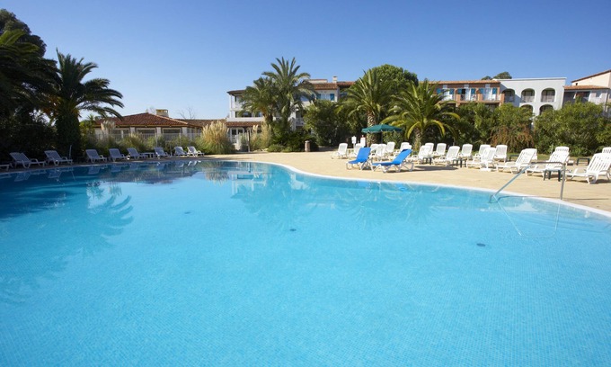 Les Restanques Hotel | Relax at SOWELL RÉSIDENCES Les Perles de Saint Tropez