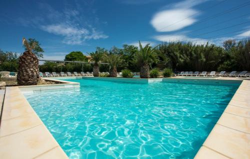 Arles Resort | Discover SOWELL RESIDENCES Les Mazets with Pool & Spa
