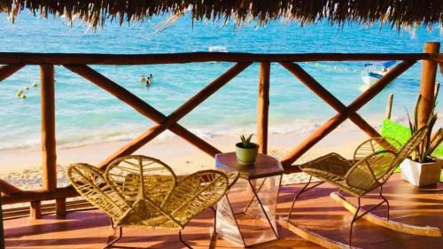 Bocachica Hotel | Discover Soy Local Barú: Beachfront Retreat with Ocean Views