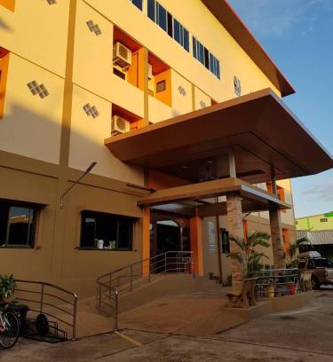Nai Muang Hotel | Affordable SP Residence with Breakfast & Hot Tub Access