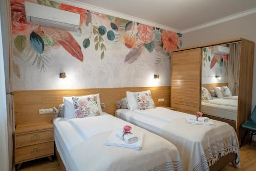 Plovdiv Center Apartment | Exceptional SP Urban Apartment: Child-Friendly Comfort