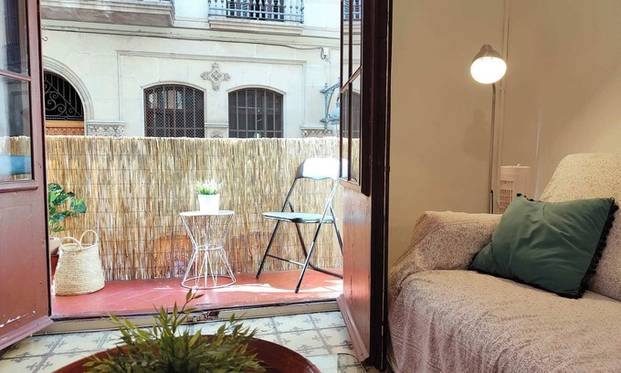 La Ribera Apartment | Unique Hotel SP1: Central Location with Balcony & Spa