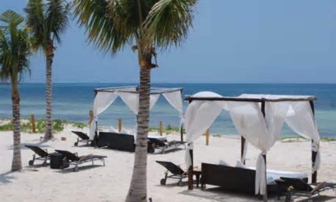 Chetumal Resort | Beachfront Hotel with Spa and Golf Center Amenities