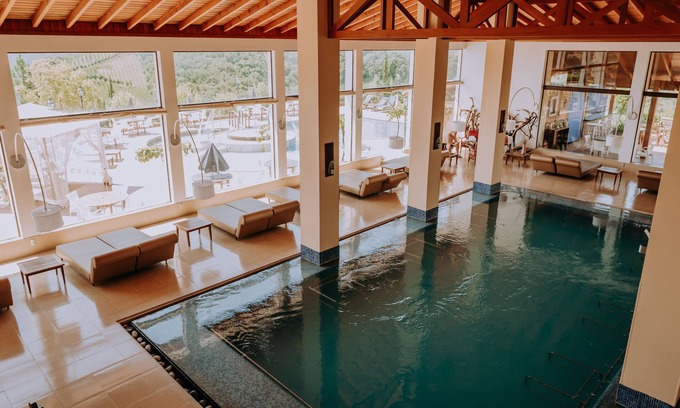 Bento Goncalves Hotel | Relax at Spa do Vinho Hotel with Pool & Spa Amenities