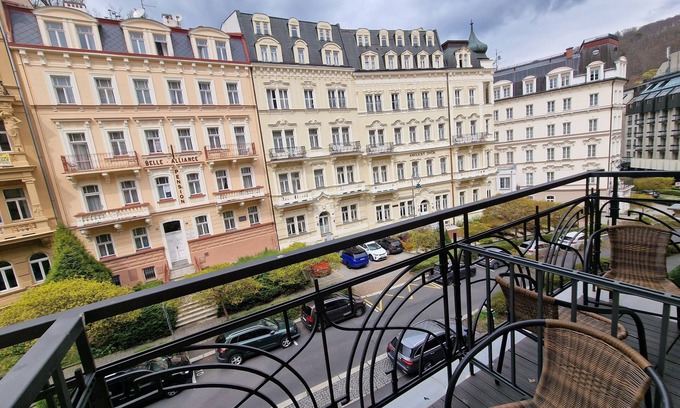 Karlovy Vary Hotel | Relaxing Spa Retreat at IRIS Hotel - Rated 9.4/10