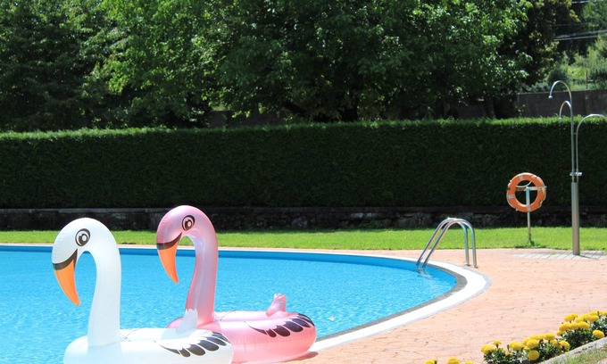 Mondariz-Balneario Apartment | Elegant Spa Retreat in Mondariz - 30 Min to Vigo Beaches