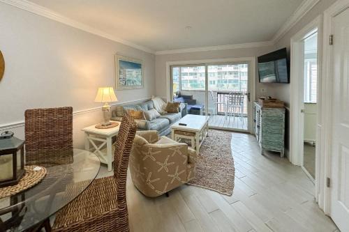 Palmetto Dunes Apartment | Spa On Port Royal Sound 3117