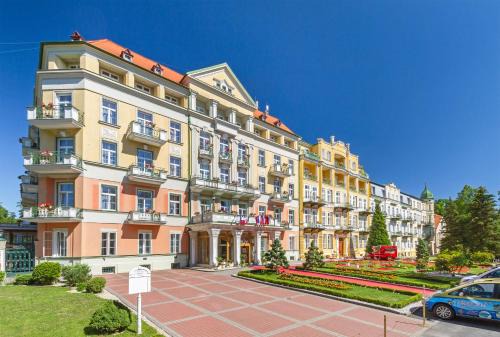 Frantiskovy Lazne Hotel | Relaxing Spa Resort PAWLIK-AQUAFORUM with Ocean View