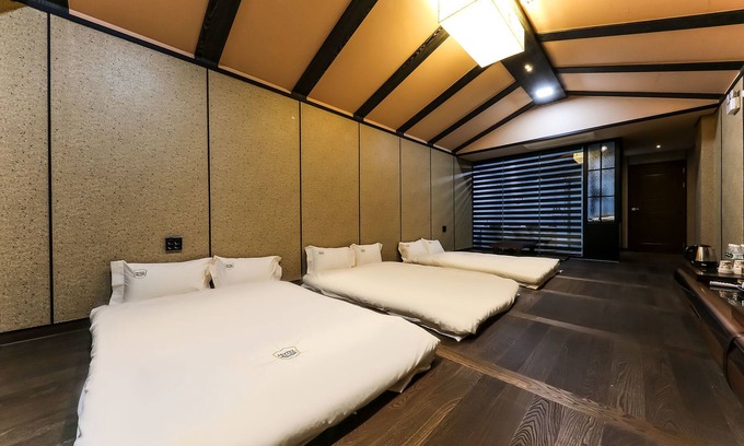 Suamsan-mal Hotel | Relaxing Spa View Hotel with Pool and Family Amenities