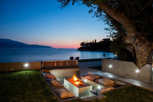 Skaloma Villa | Relax at Spa Villa Skaloma with Oceanfront Views & Pool