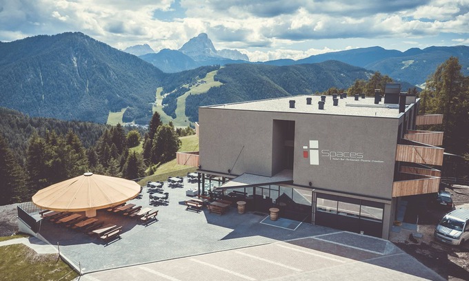Mareo Hotel | Discover Spaces: 4-Star Comfort with Family-Friendly Amenities