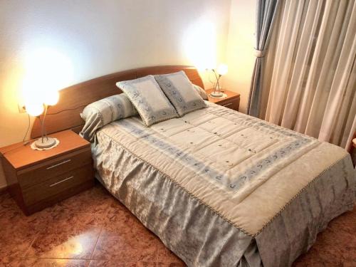 Madrigal de las Altas Torres House | Charming 3-Bedroom House with Furnished Terrace in Madrigal