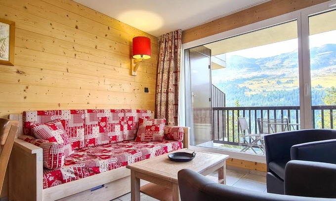 Flaine Apartment | Family-Friendly 3-Room Apartment with Balcony in Flaine