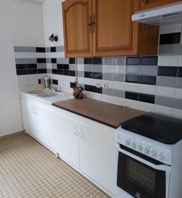 Beauvais Apartment | Spacious 4-Room Apartment: Pet & Child Friendly Retreat