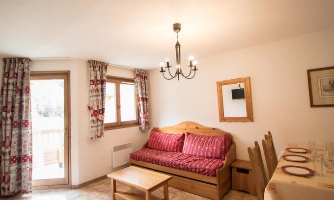 Val Cenis Apartment | Cozy Apartment at Val-Cenis with Easy Access to Slopes