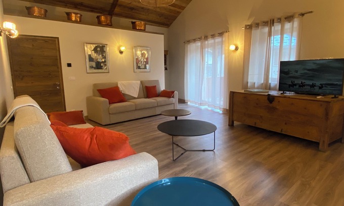 Sollieres-Sardieres Ski Chalet | Relaxing Chalet in Tranquil Village with Free Wifi