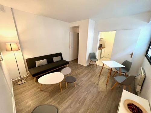 Quartier de Javel Apartment | Bright Parisian Duplex with Child-Friendly Amenities