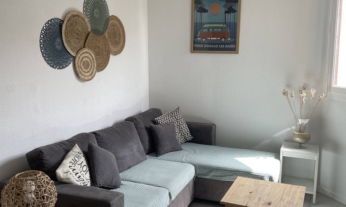 Vieux-Boucau-les-Bains Apartment | Elegant Duplex Apartment by the Ocean and Lake Views