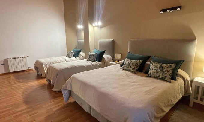 10 de Diciembre Apartment | Family-Friendly Duplex with Kitchen in Bariloche Awaits