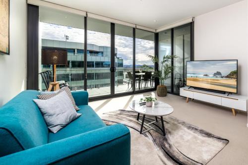 City East Apartment | Modern 1-Bedroom with Scenic Views in Prime Location