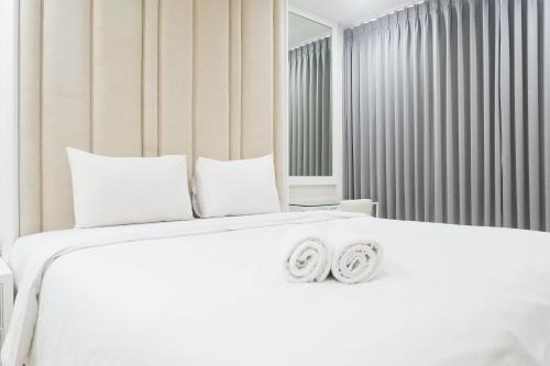 Surabaya Apartment | Comfortable 1BR Apartment at Praxis With Pool Access
