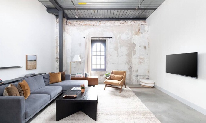 Westown Apartment | Unforgettable Flexhome Brewery District M10 with Premium Amenities