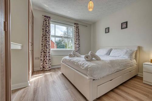 Solihull Apartment | Stylish 2 Bed Flat Near NEC BHX - Guest Rated 9.2/10