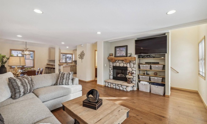 Frisco House | Moose Xing: Top-Rated Frisco Townhome with Private Garage