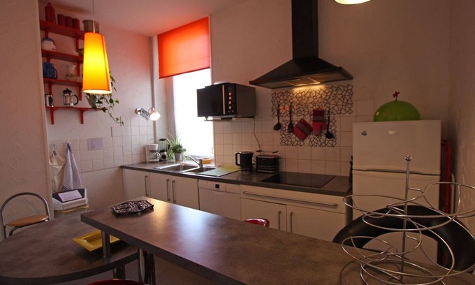 Epinal Cottage | Gite Épinal: Family-Friendly Retreat with Spa & Breakfast