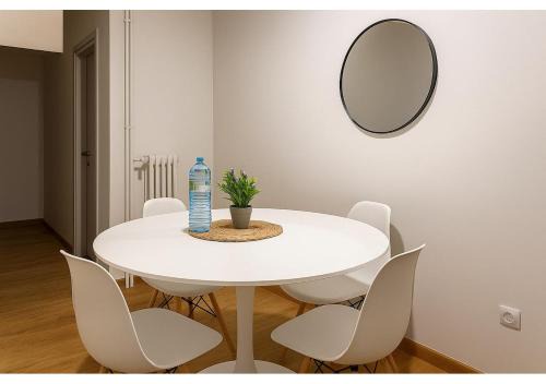 Nea Smirni Apartment | Spacious 2 Bedroom Apartment in Nea Smyrni with Free easy Parking
