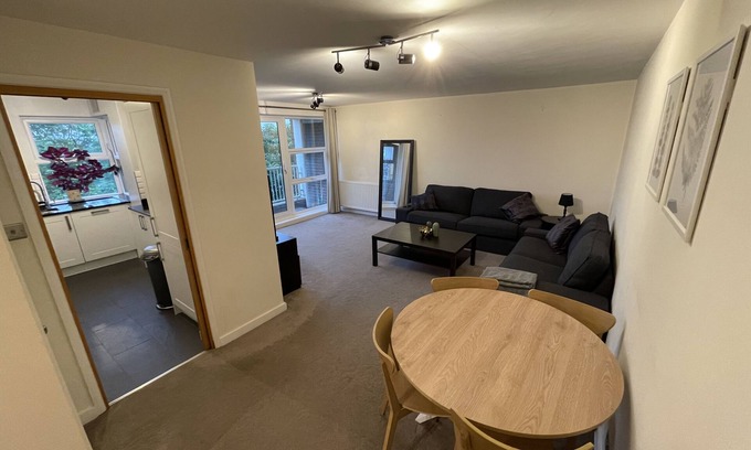 St. Mark's Apartment | Family-Friendly 2-Bedroom Flat Steps from Surbiton Station