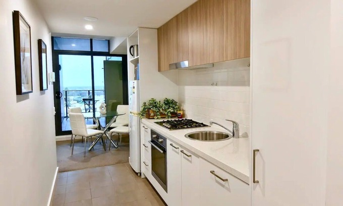 Adelaide Central Business District Apartment | Inviting 2-Bed Apartment with Pool, BBQ & WiFi Access