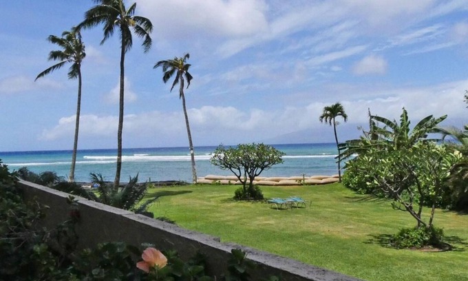 Kahana Resort | Oceanfront 2BR Condo with Central AC & Guest Rated 10/10