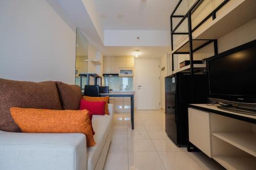 Bekasi Apartment | Comfortable 2BR Apartment at The Springlake Summarecon Bekasi
