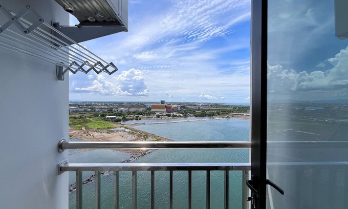 Makassar Apartment | Family-Friendly 2Br Apartment at Delft Ciputra Makassar