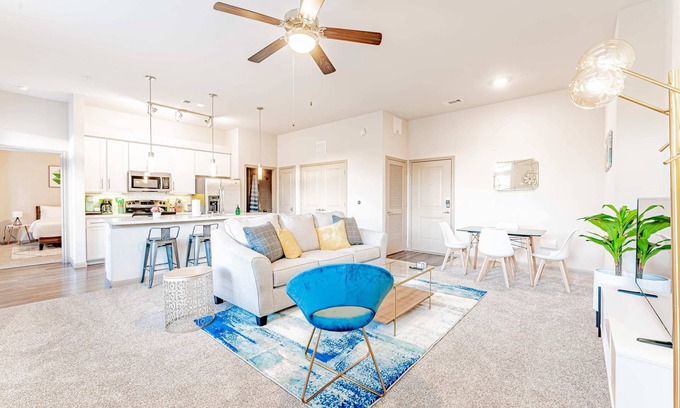 Montopolis Apartment | Convenient 2BR Suite with Pool, Near Downtown Attractions