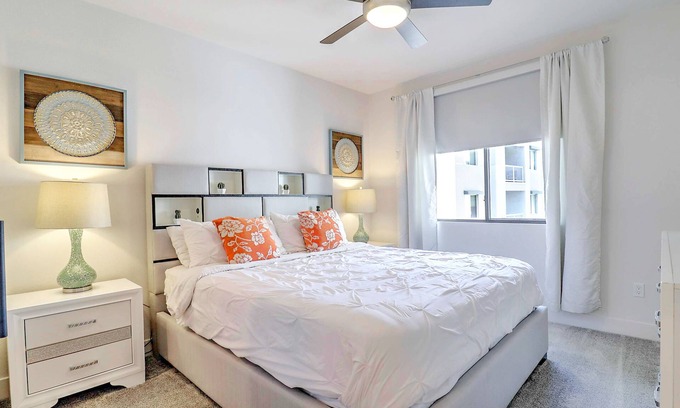 Thunderbird Industrial Airpark Condo | Top-Rated Hotel with King Beds Near Shopping & Ocean Views